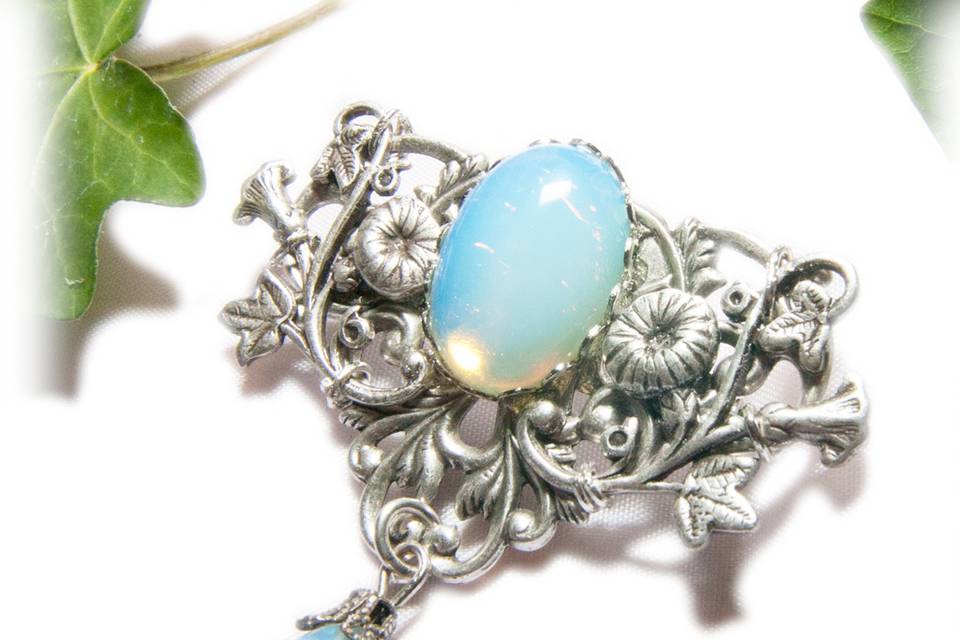 Broche opalite