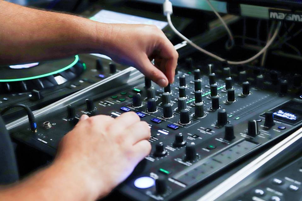 Mains de mixage