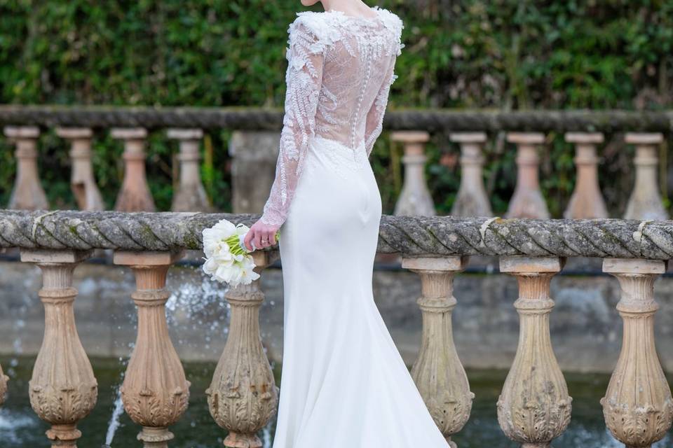 J&H Robe