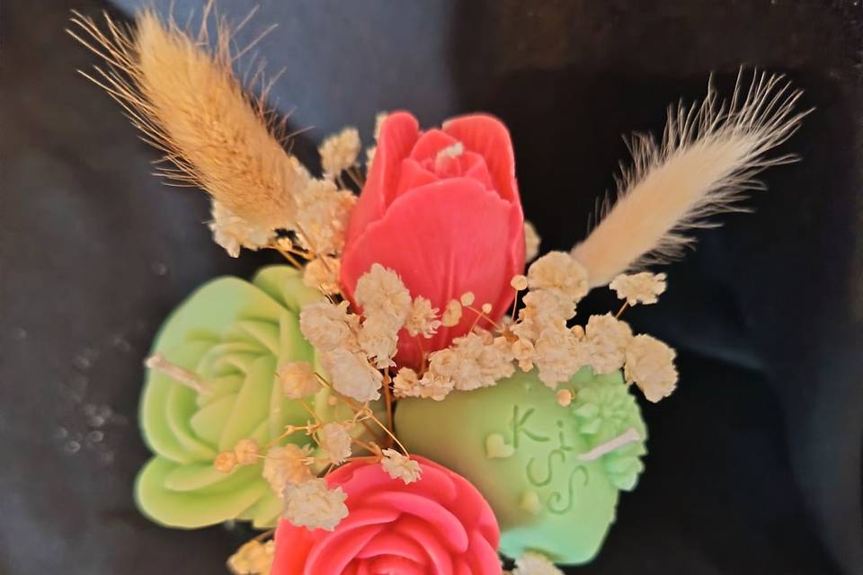 Bouquet vase