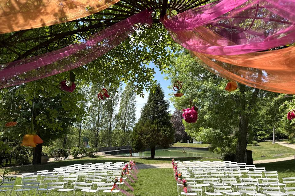 Cérémonie dans le parc