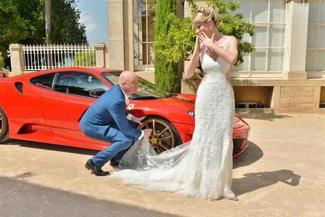 Mariée et Ferrari