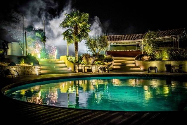 Autour de la piscine