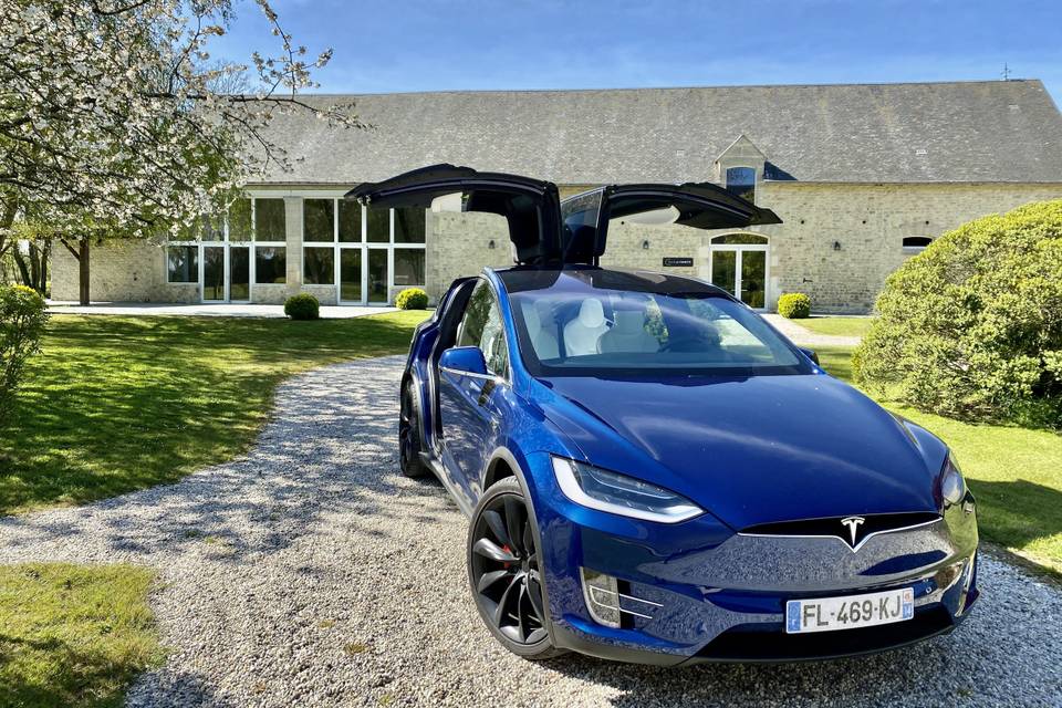 Tesla Model X du Domaine