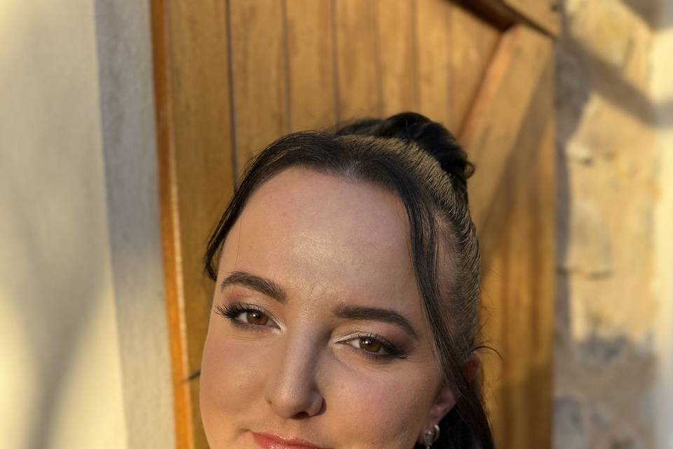 Angeline Makeup