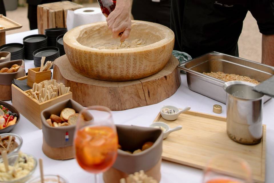 Animation meule de parmesan
