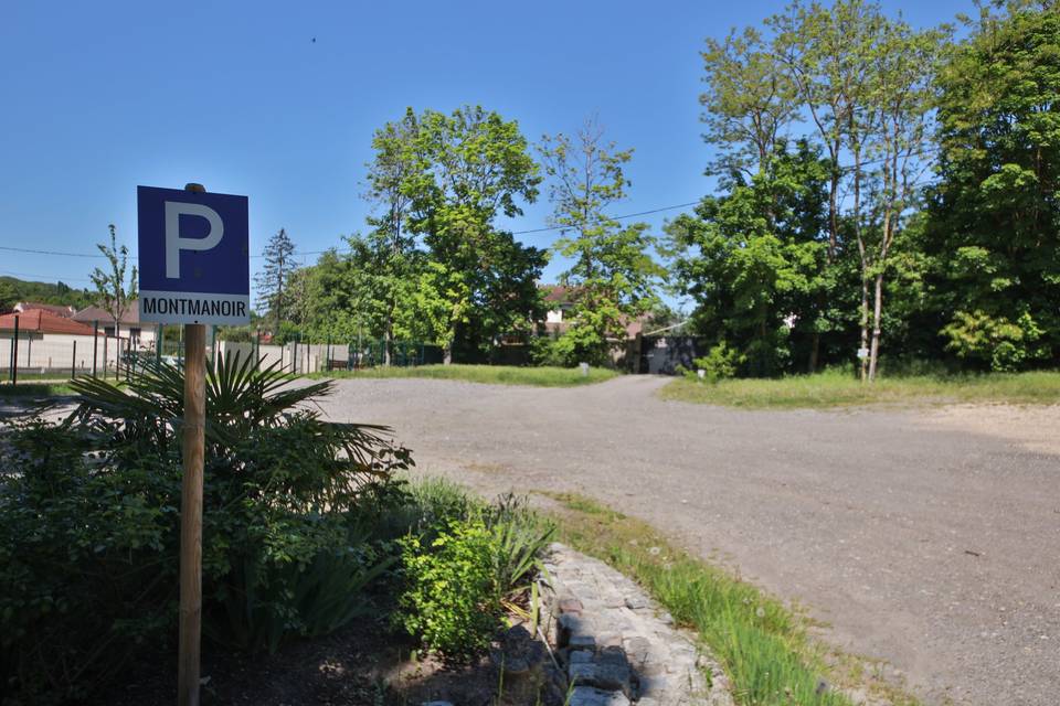 Parking dans le domaine