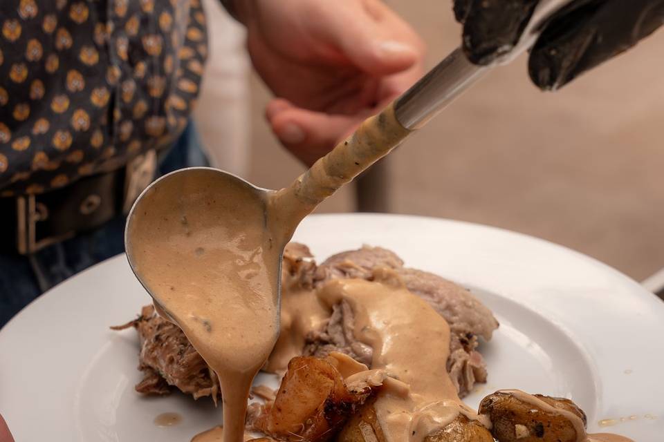 Pourcelet avec sa sauce poivre