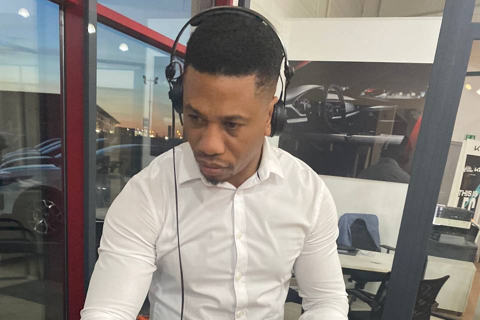 DJ MT ( 5ème sens de Kia)