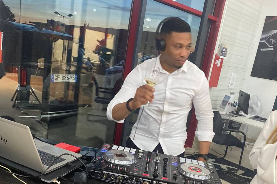 DJ MT ( 5ème sens de Kia)