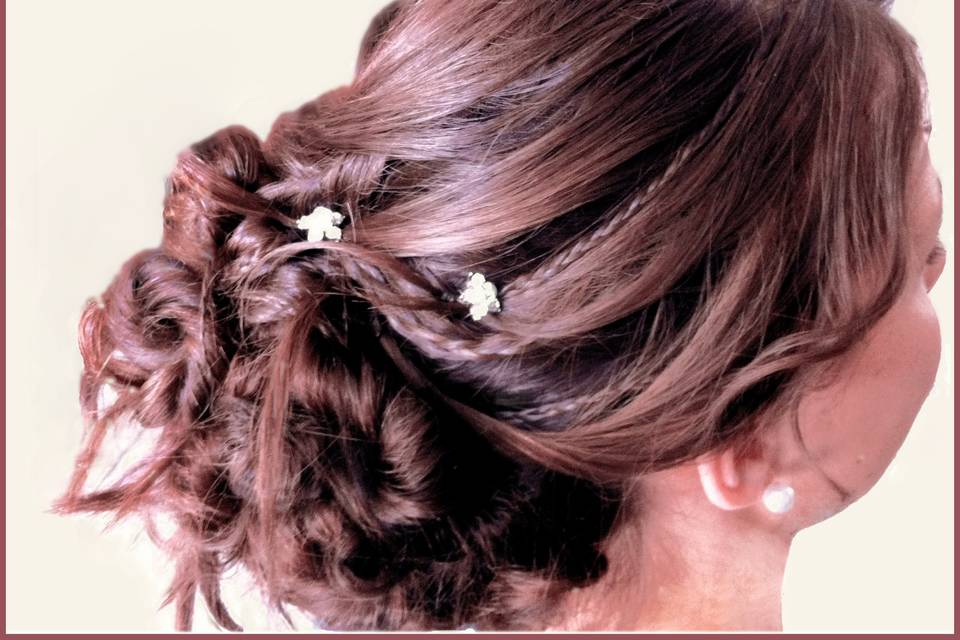 Chignon avec fleurs