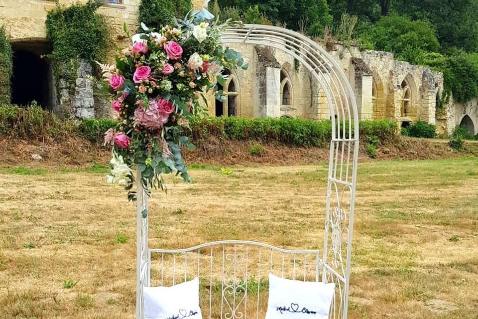 Arche florale mariage bohème