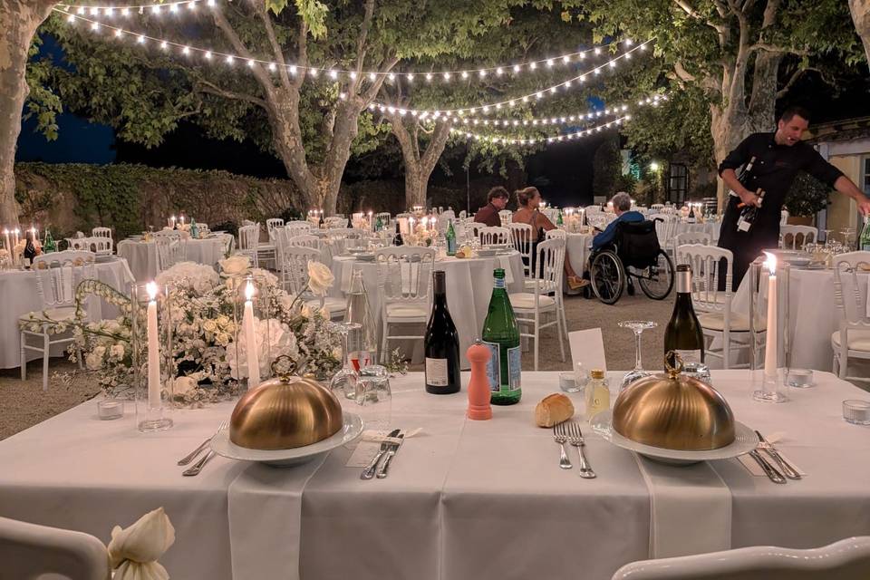 Luxury catering, redefined.