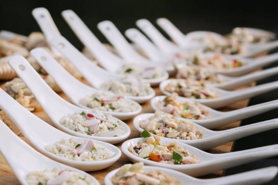 Luxury catering, redefined.