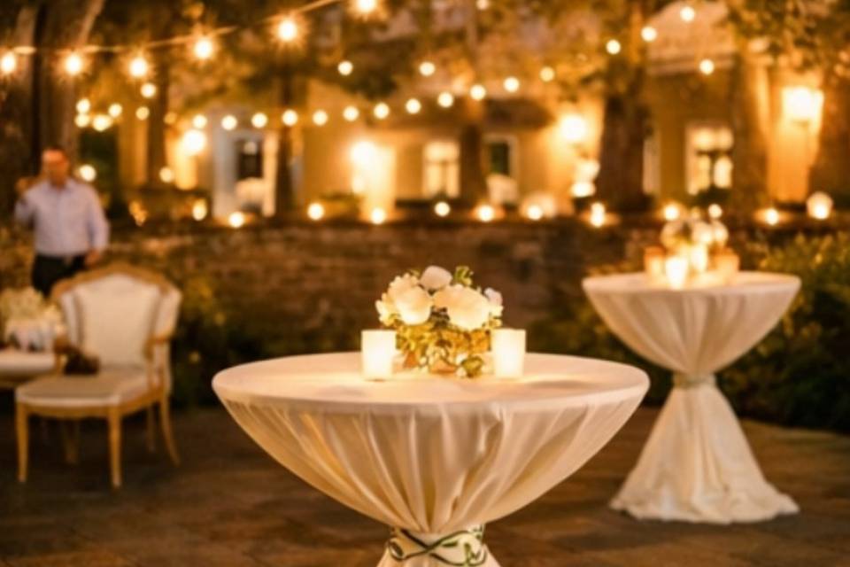 Luxury catering, redefined.