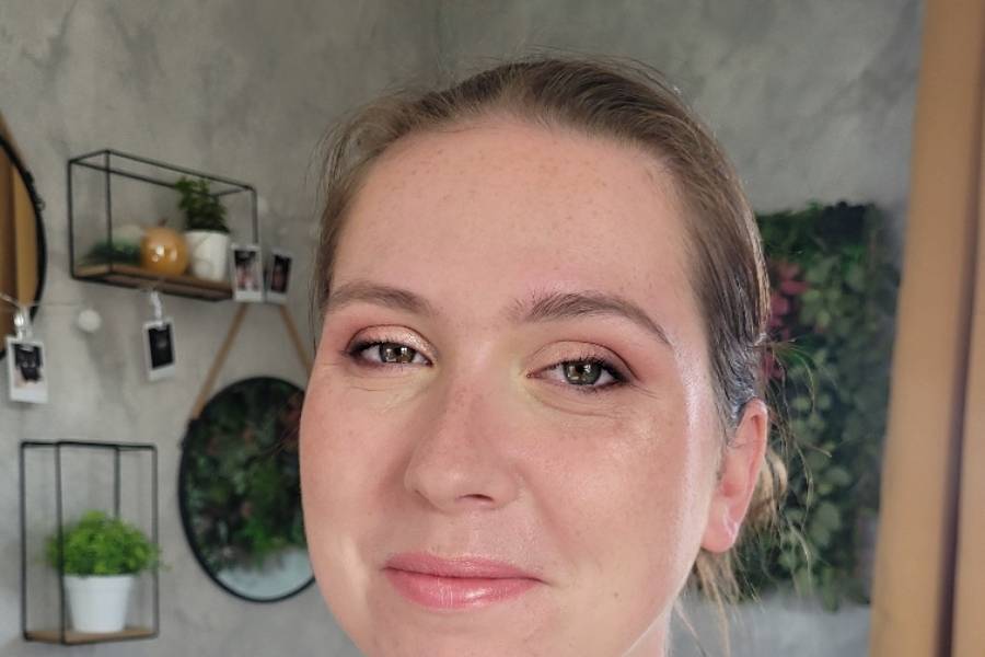 Maquillage invitée