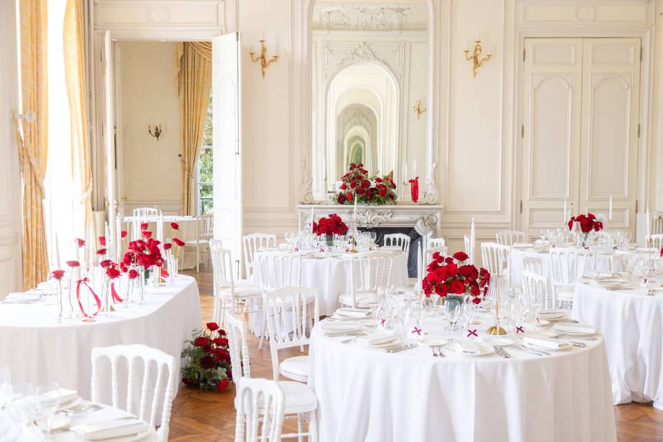 salle de banquet préparée