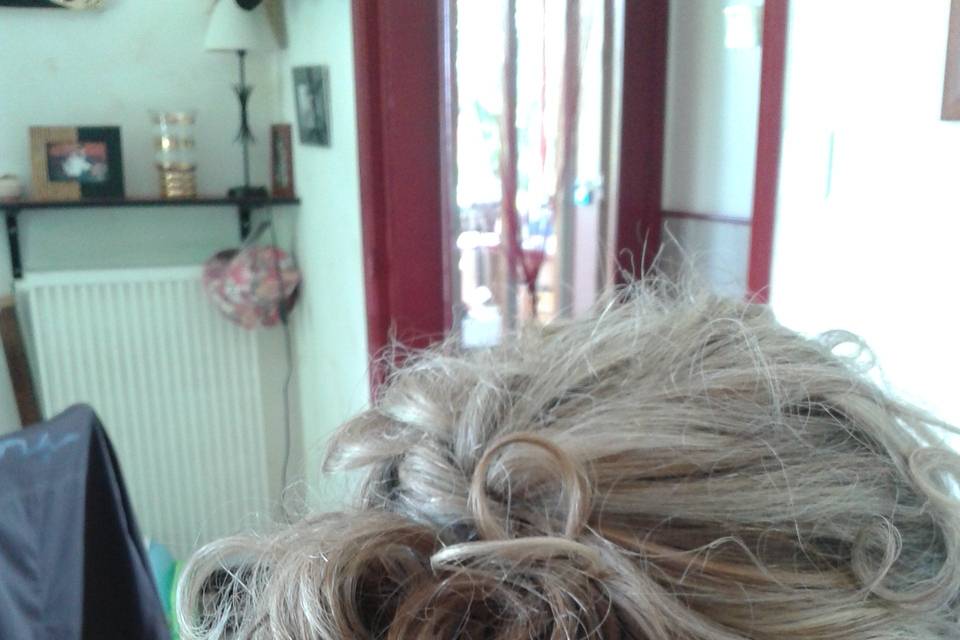 Chignon boucles naturelles