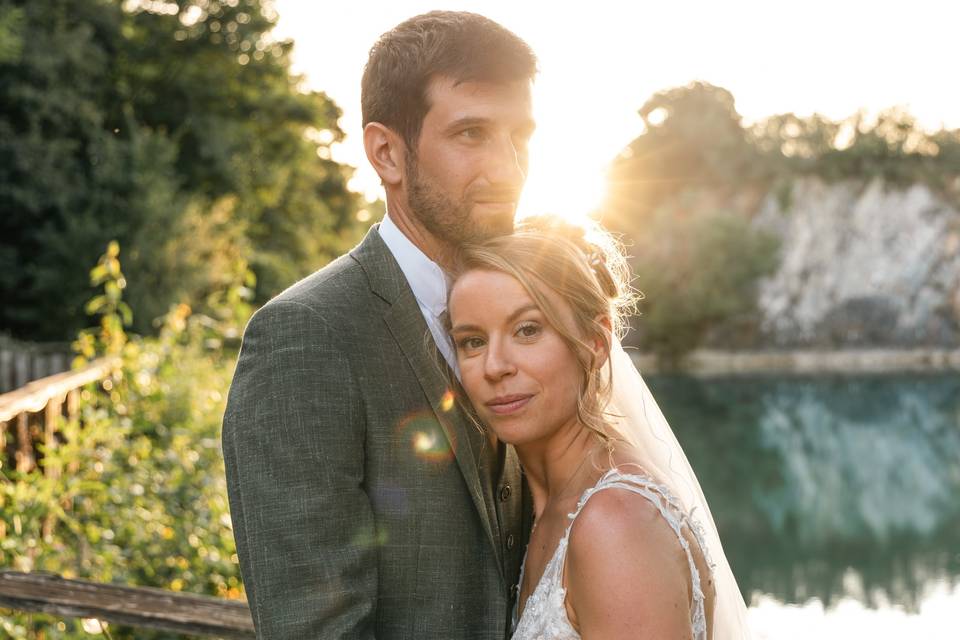 COUPLE AU SUNSET
