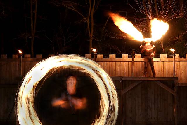Cracheurs et jongleurs de feu