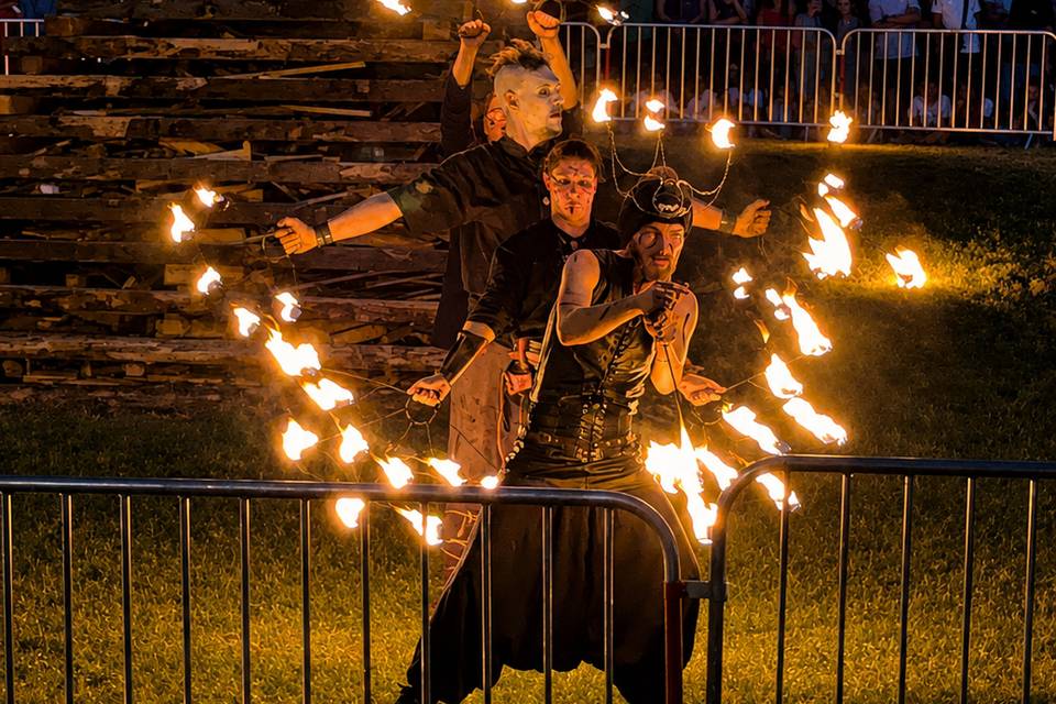 Jongleurs de feu vikings