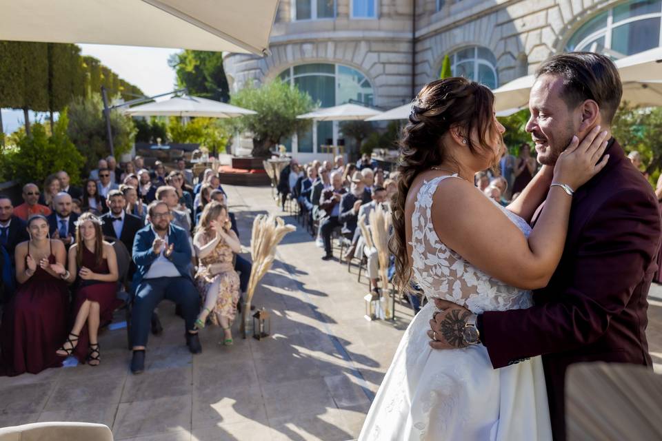 Le baiser des mariés