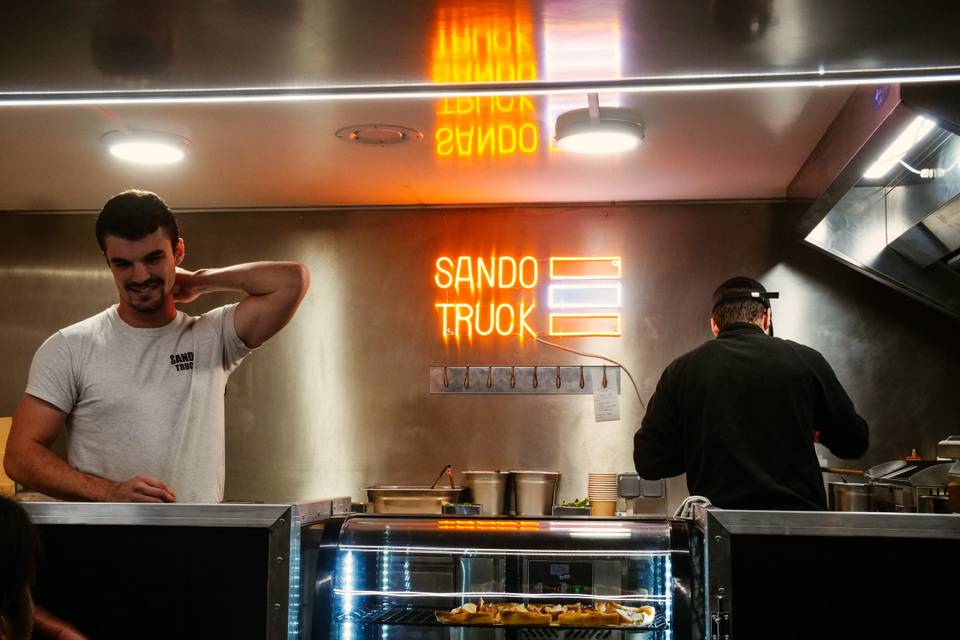 Sando Truck