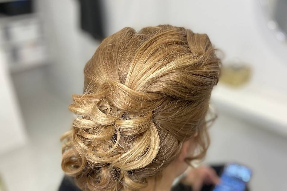 Chignon cheveux européens