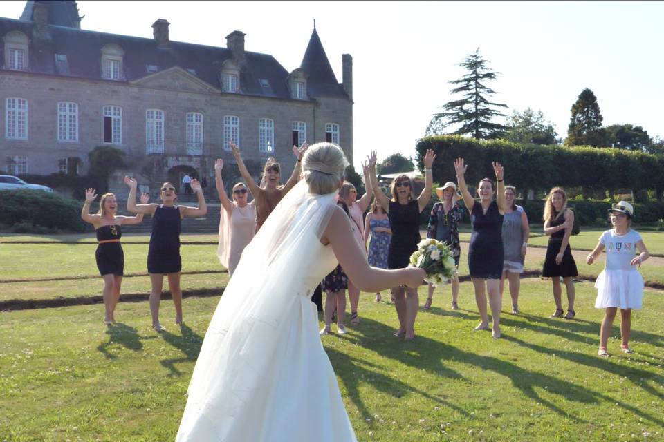 Le lancer de bouquet