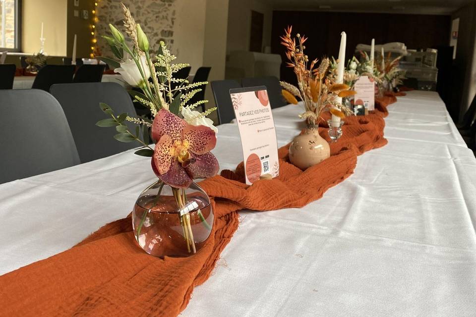 Bouteilles de fleurs fraîches