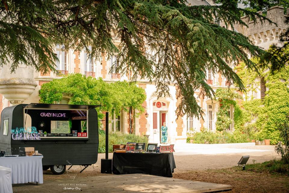 THE LITTLE CARAVANE