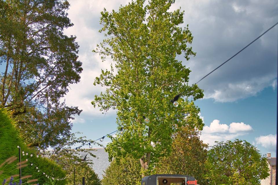 THE LITTLE CARAVANE