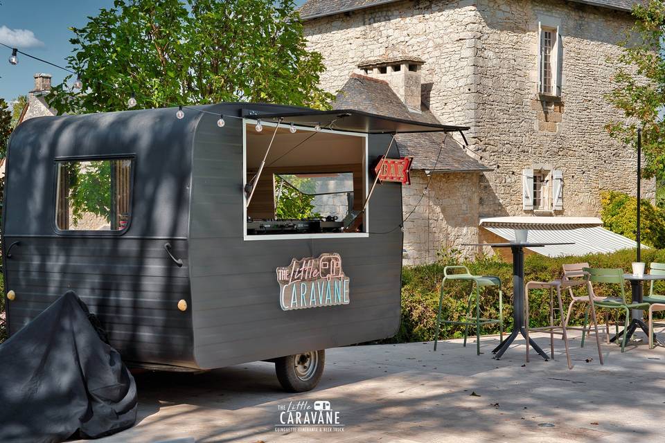 THE LITTLE CARAVANE
