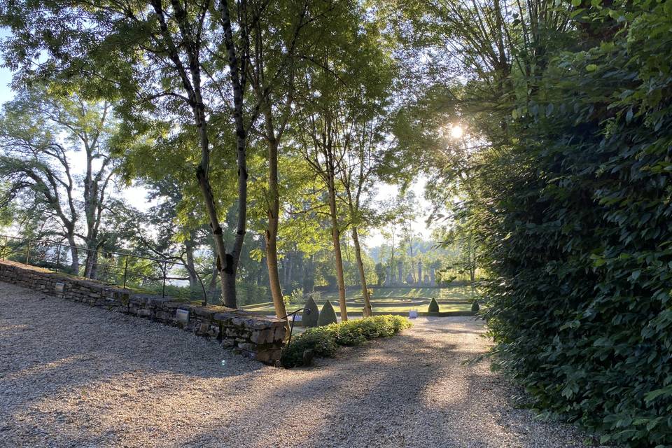 Accès au Jardin à la Française