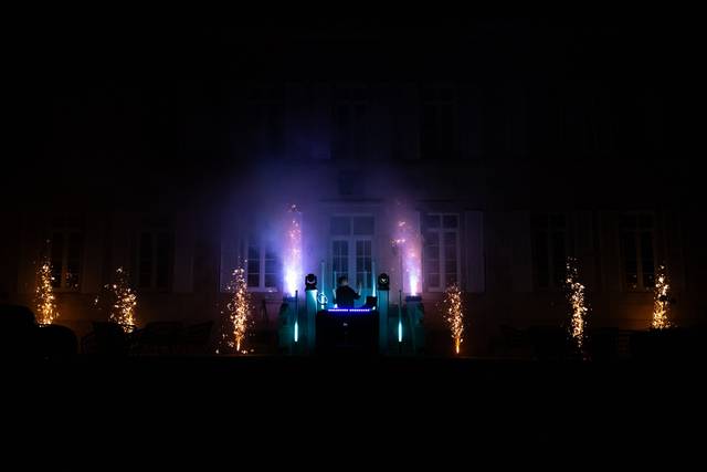 DJ SET