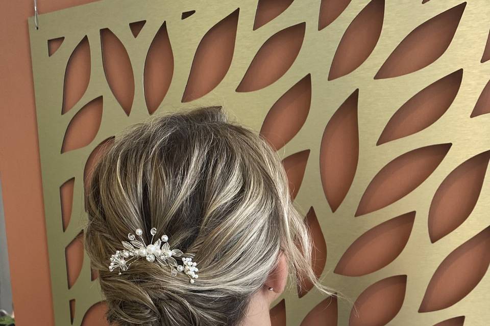 Chignon bas maman de la mariée