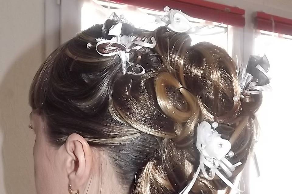 Coiffure et maquillage mariée