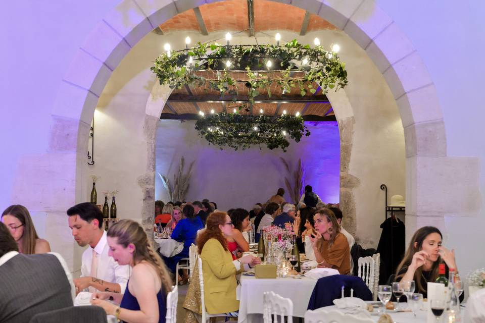 Le banquet sous les arcades