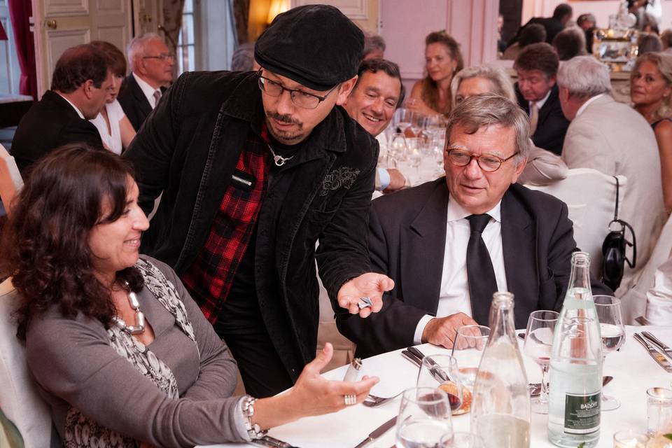 Déambulation entre les tables
