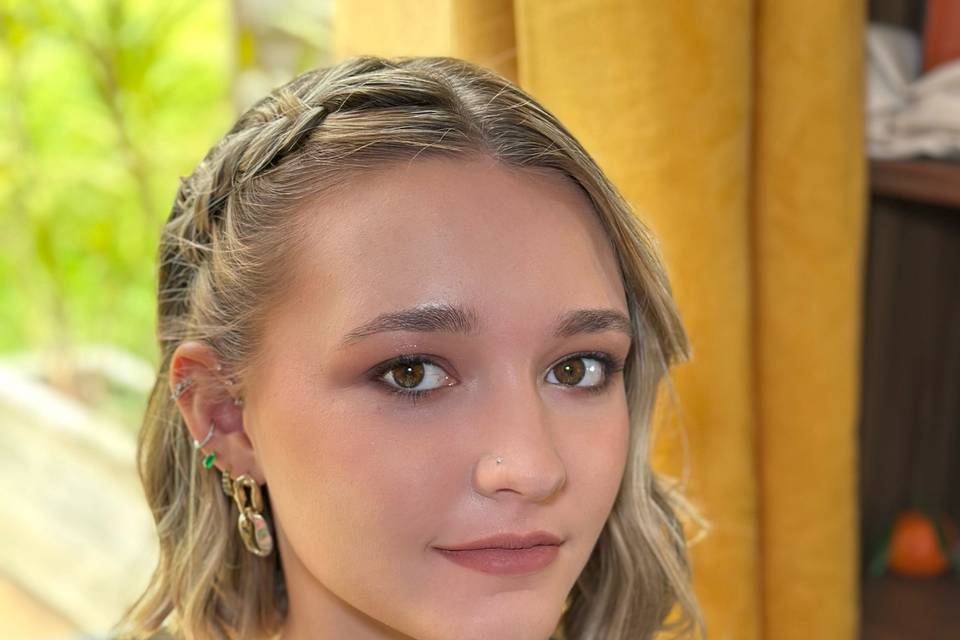Smokey glam