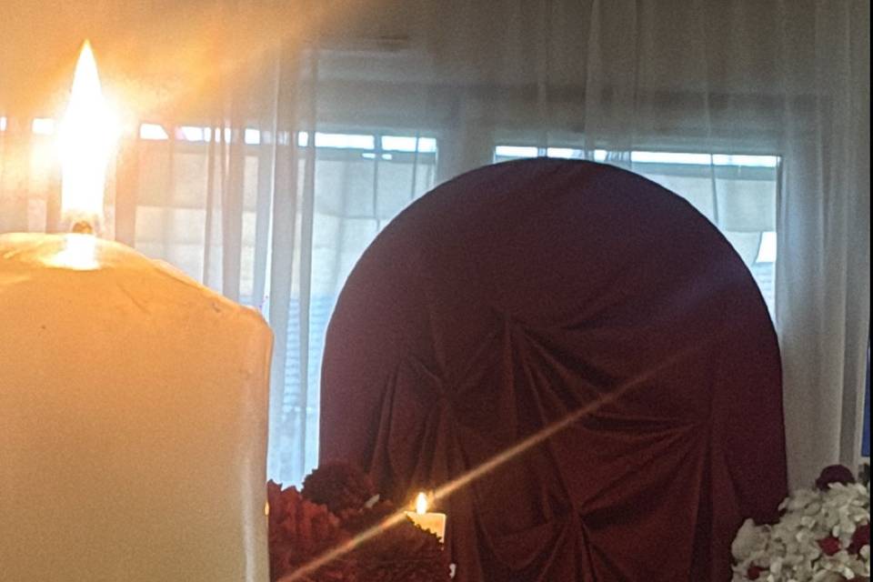 Décor de fond drapé de soie