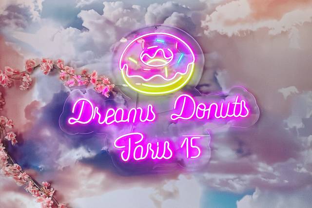 Dreams Donuts