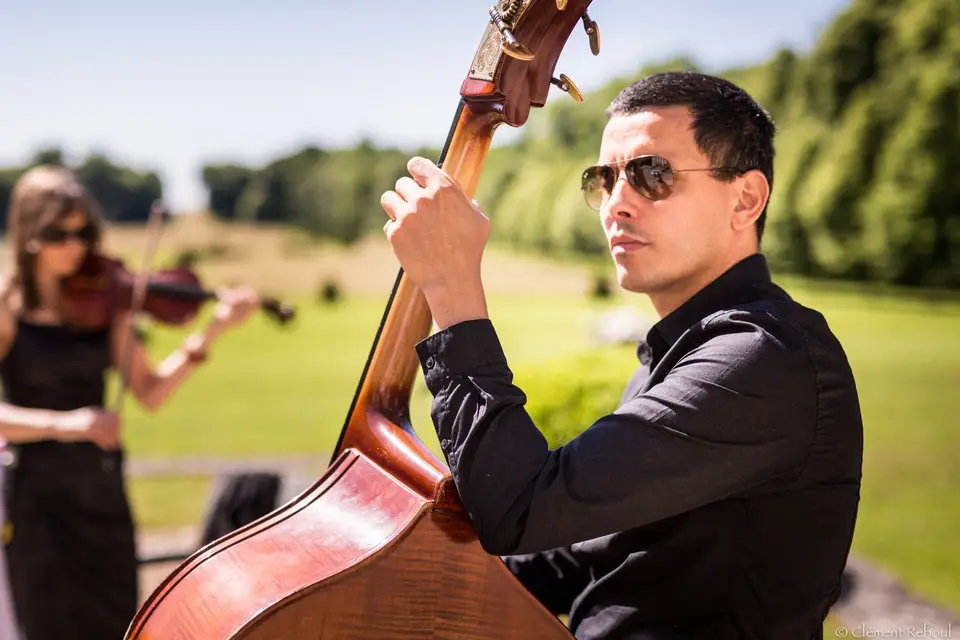 Clément Reboul: guitariste jazz manouche, groupe jazz mariage