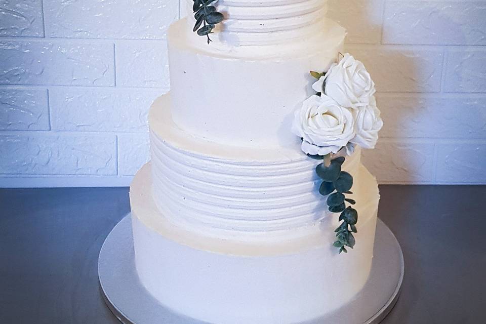 Wedding cake roses &eucalyptus