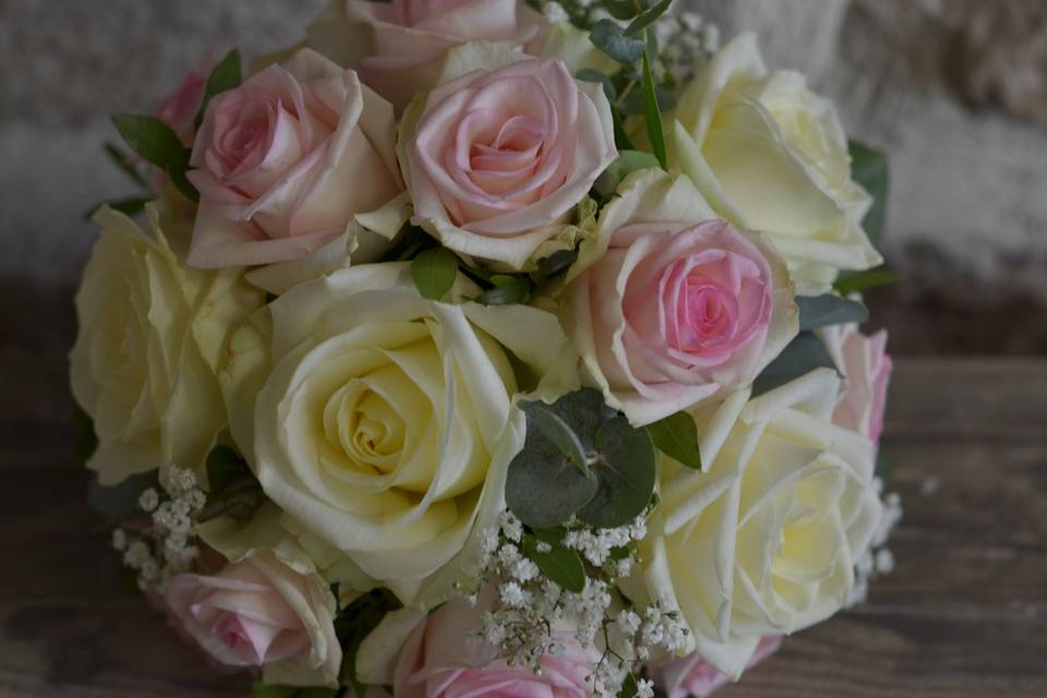 Bouquet de roses romantiques