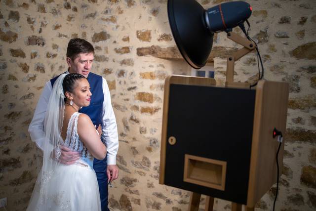 Couple devant photobooth
