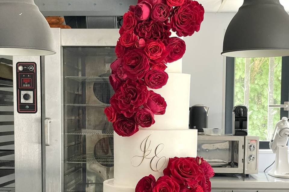 Wedding cake rouge et blanc
