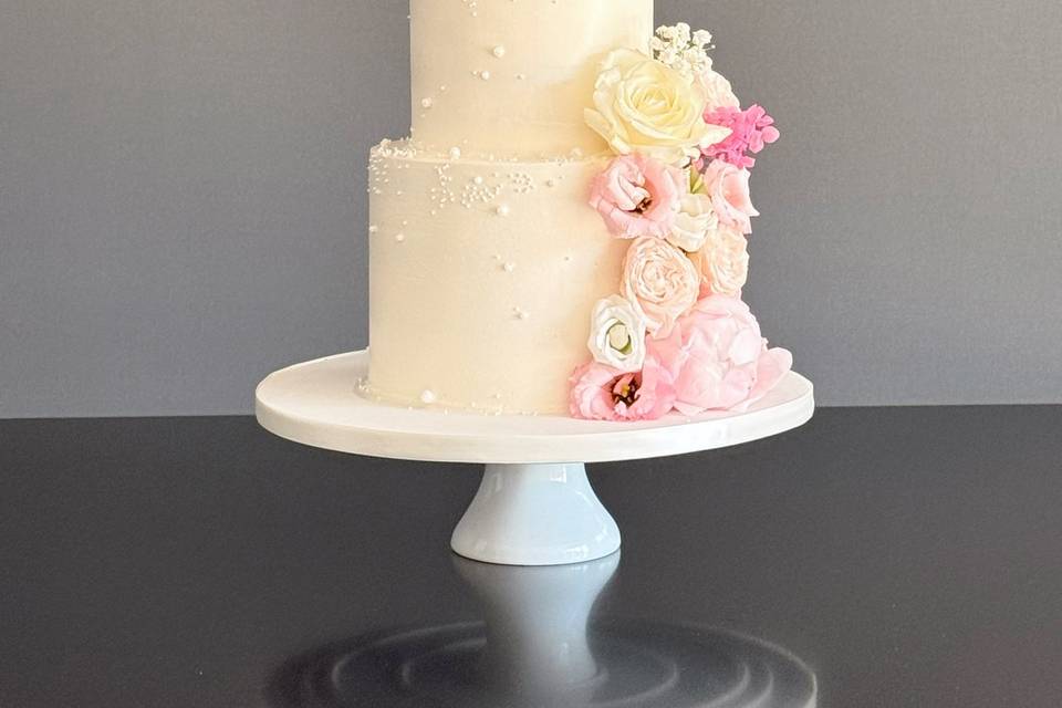Wedding cake rose pastel