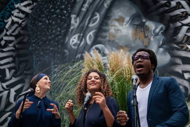 Blue Shine Voices - Gospel