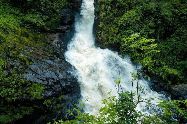 Cascades de Gimel à 25mn